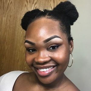 Meet your Posher, Stormie